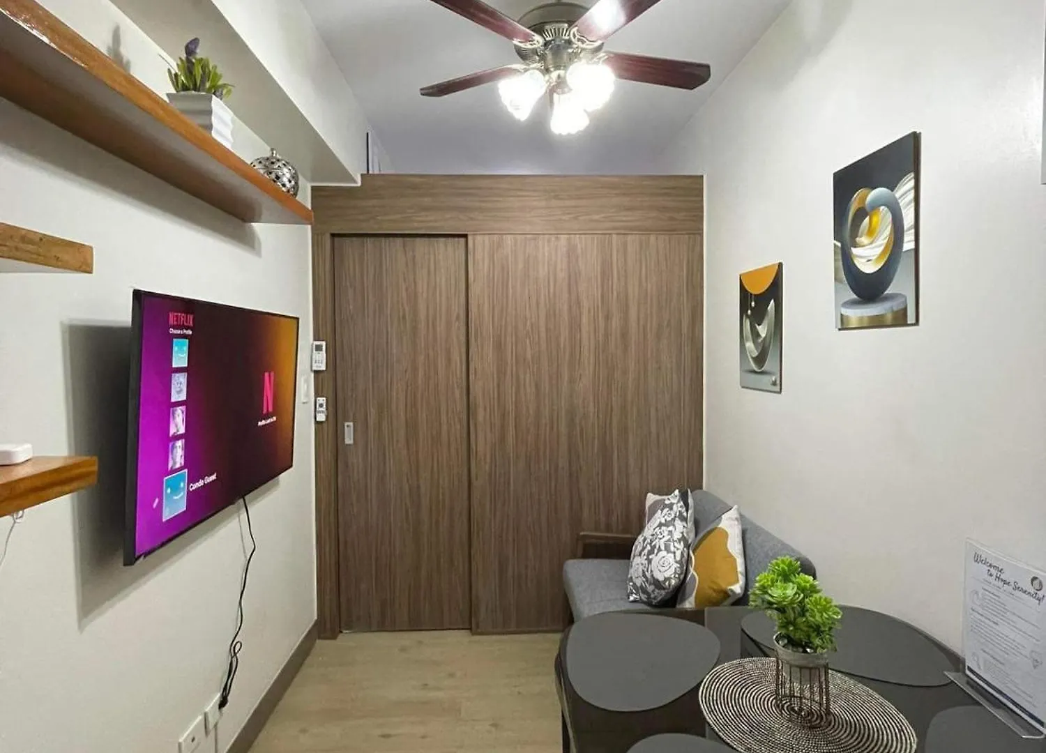 Hope Serenity, Spring Residences Tower 3 Manila Apartament